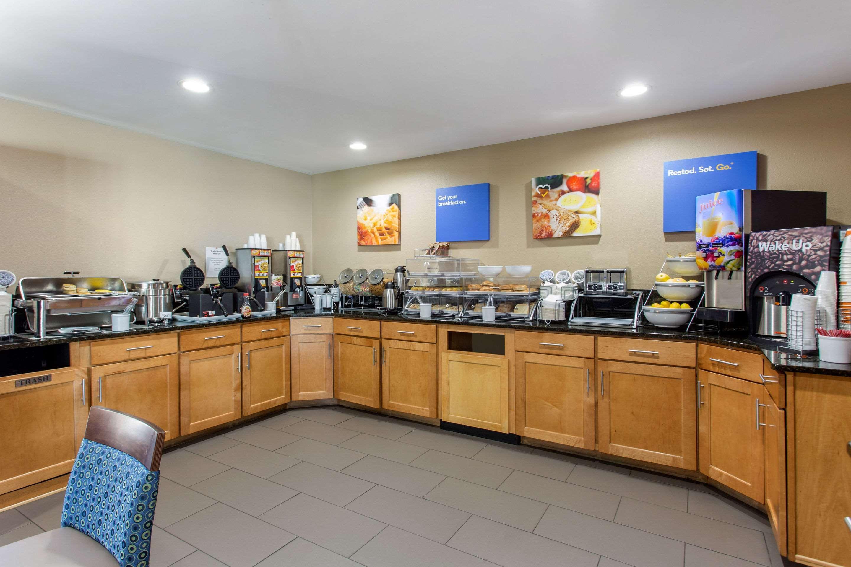 Comfort Inn Asheville East-Blue Ridge Pkwy Access Exterior foto