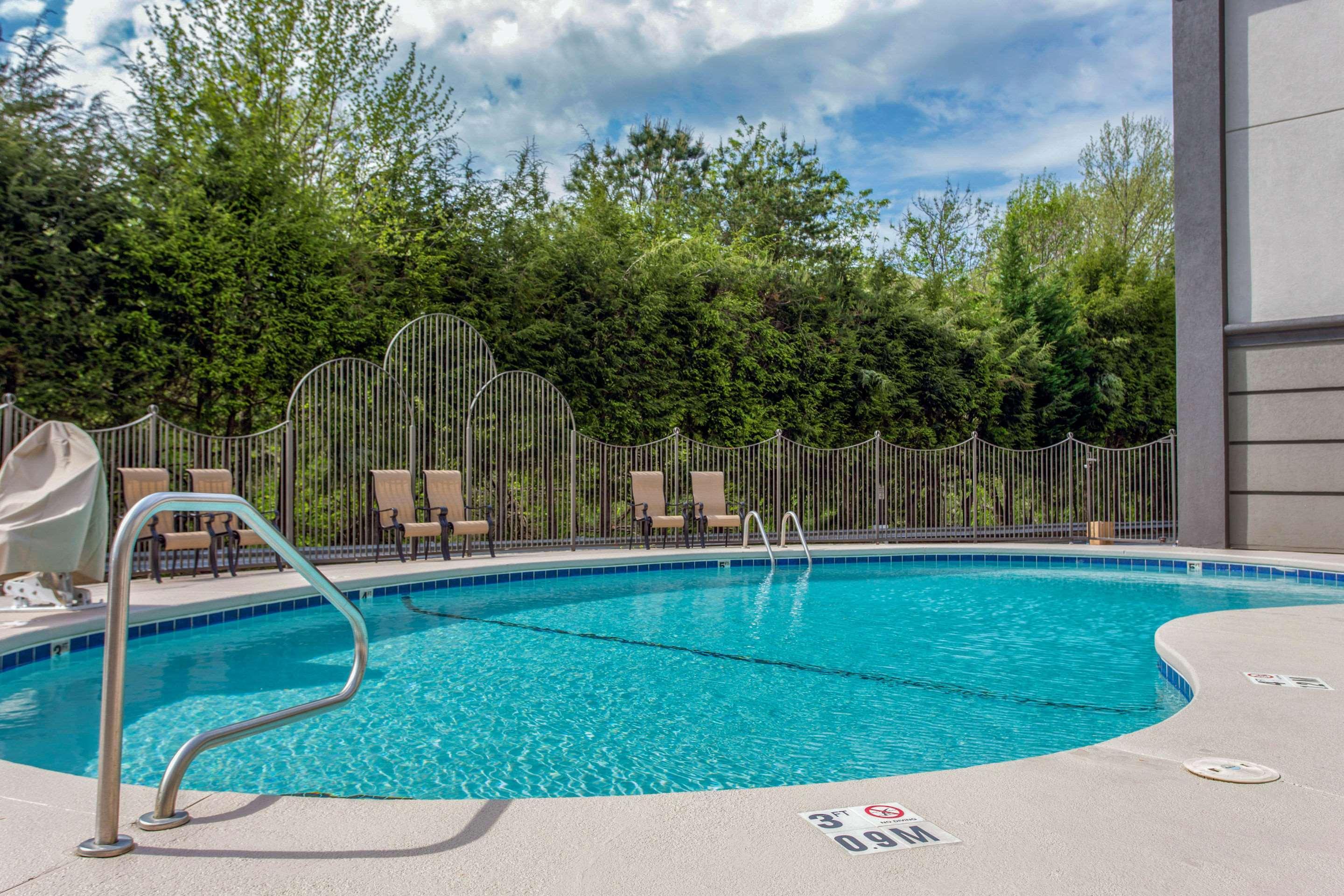 Comfort Inn Asheville East-Blue Ridge Pkwy Access Exterior foto